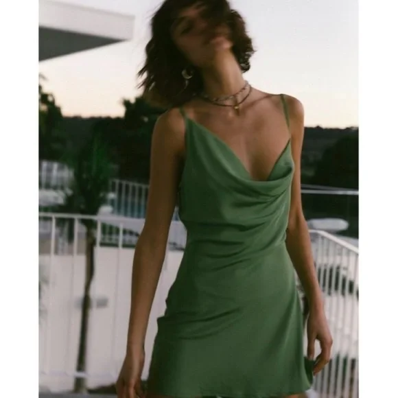 boa mini dress in green Blue Red Blake Lively & Blair Waldorf Leighton Meester Long sleeves Dr –  Hoprom main image 1